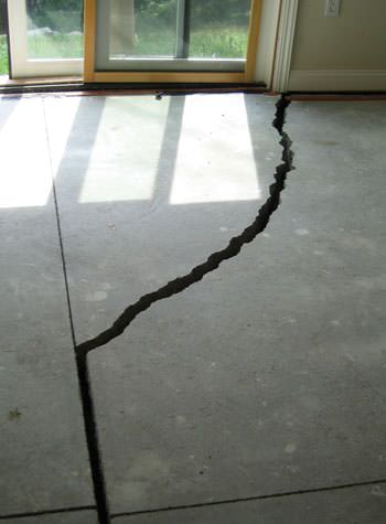 severely cracked foundation slab floor in Auburn