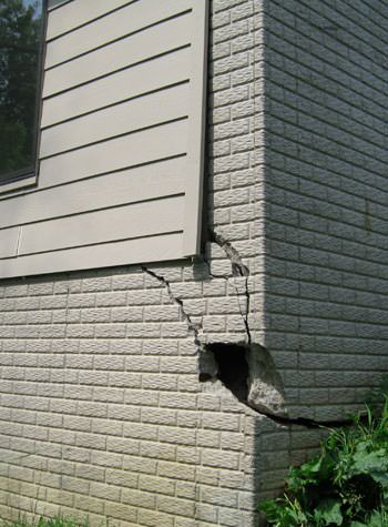 severe cracking of structural walls in La Porte